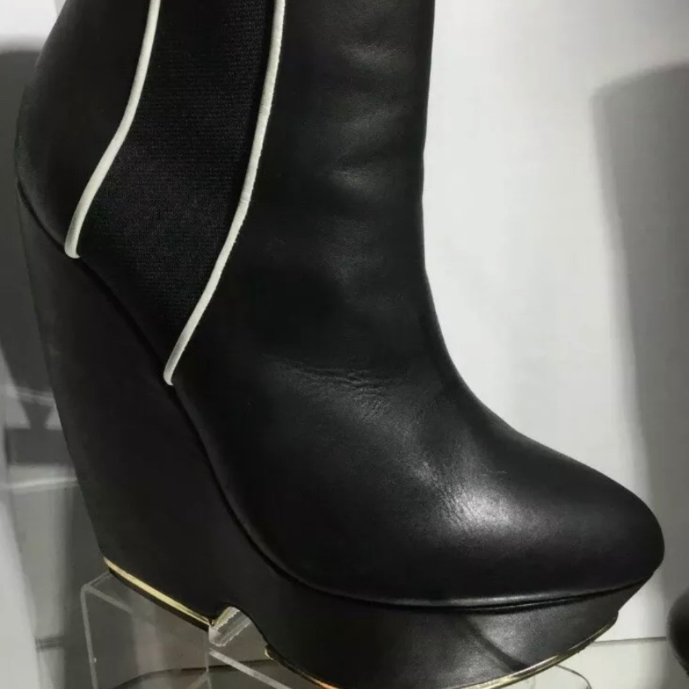 Sexy LAMB Black Leather High Wedge Booties Sz 9.5